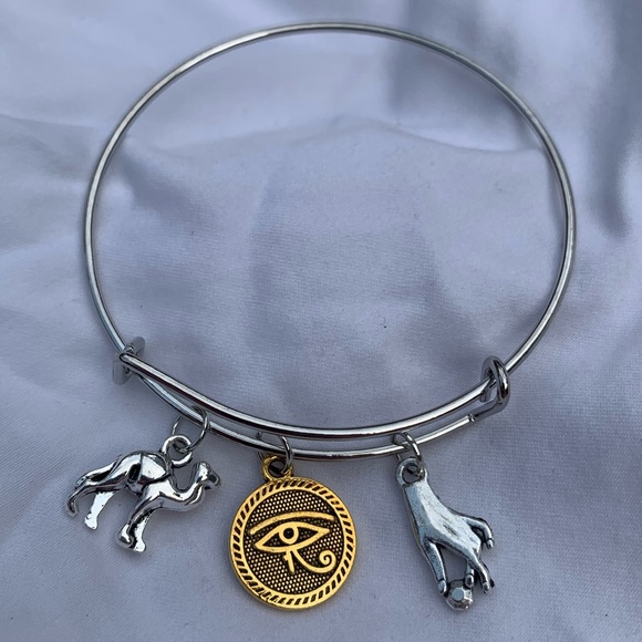 Brand New! Handmade! Adjustable Charm Bangle Bracelet! - Picture 5 of 5